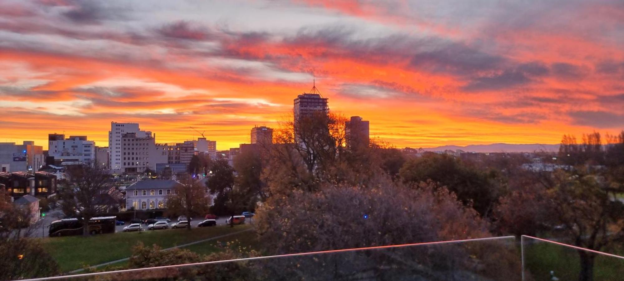 Latimer Loft - Christchurch Holiday Homes エクステリア 写真